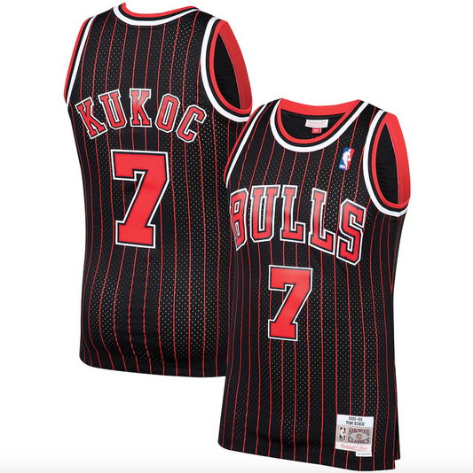 Men's Chicago Bulls Toni Kukoc Mitchell & Ness Black 1995-96 Hardwood Classics Swingman Player Jersey